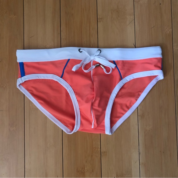 (28-30) NEW MEN SWIMBRIEF - Picture 4 of 9